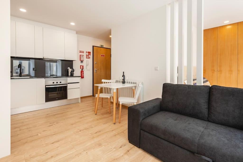 Apartamentos Avenida Premium Вила Реал Екстериор снимка