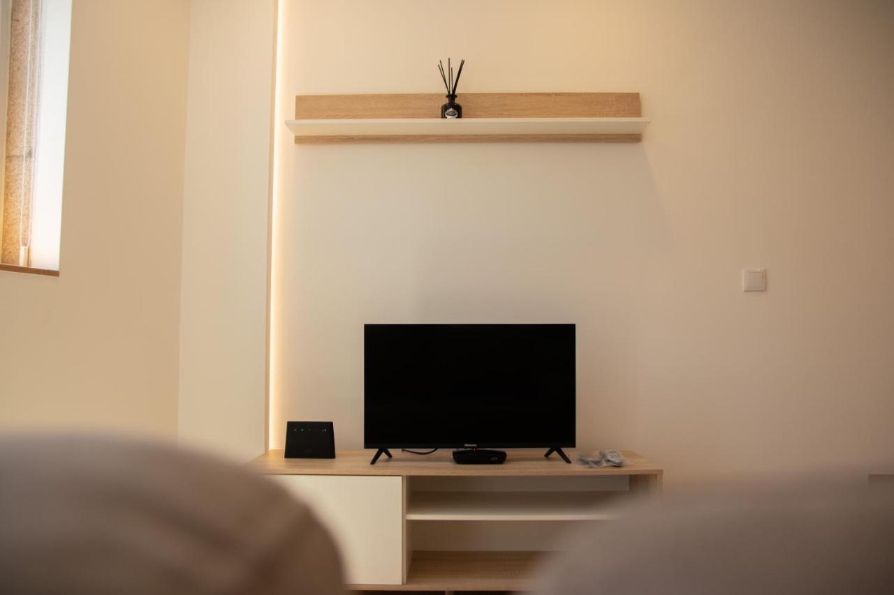 Apartamentos Avenida Premium Вила Реал Екстериор снимка