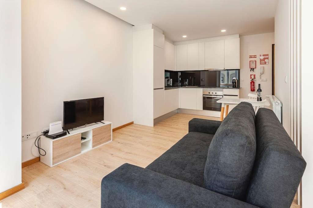 Apartamentos Avenida Premium Вила Реал Екстериор снимка