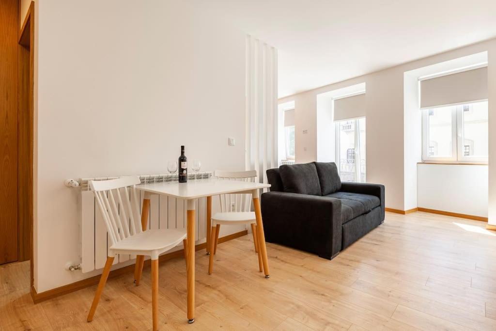 Apartamentos Avenida Premium Вила Реал Екстериор снимка