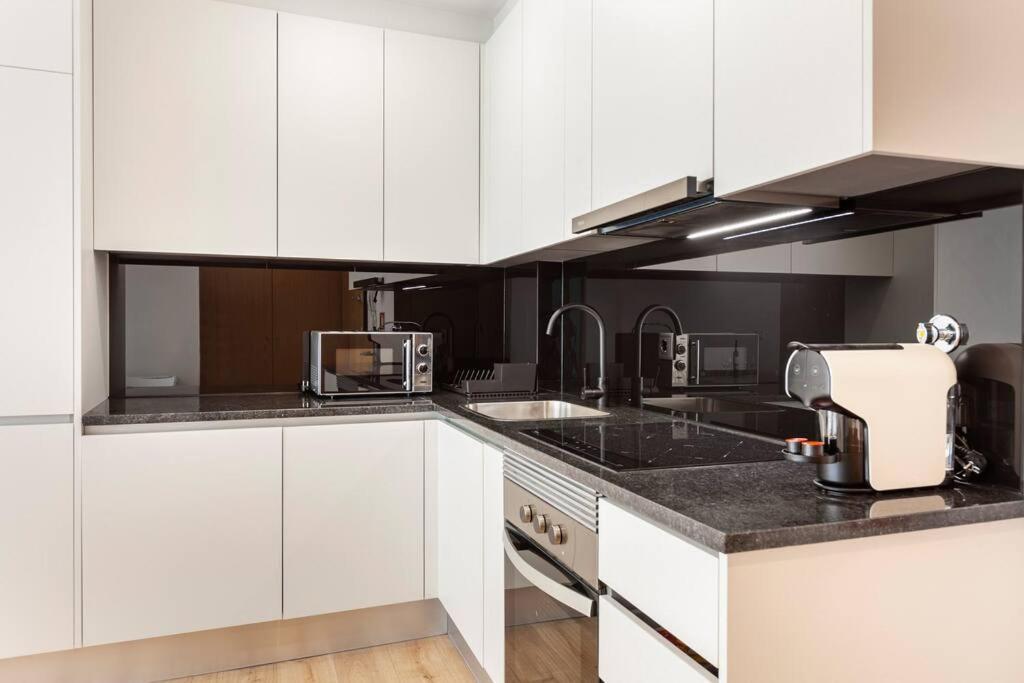 Apartamentos Avenida Premium Вила Реал Екстериор снимка